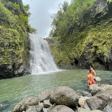rs=w_365,h_365,cg_true (1) A waterfall in Maui, Hawaii